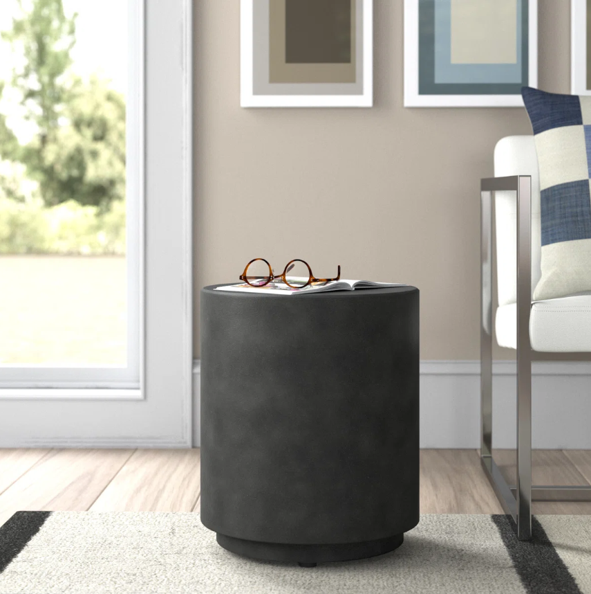 Arnelda End Table, Charcoal Gray 